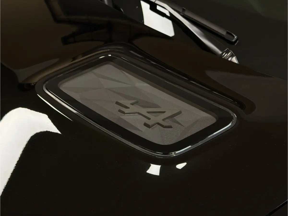 GT Performance 220pk 52 kWh 19 " | Devialet Sound | Stoel & Stuur verwarming | ACC | Dodehoek | R5 | Dealer onderhouden