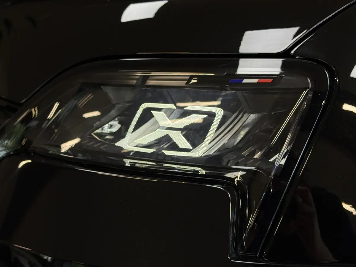 GT Performance 220pk 52 kWh 19 " | Devialet Sound | Stoel & Stuur verwarming | ACC | Dodehoek | R5 | Dealer onderhouden