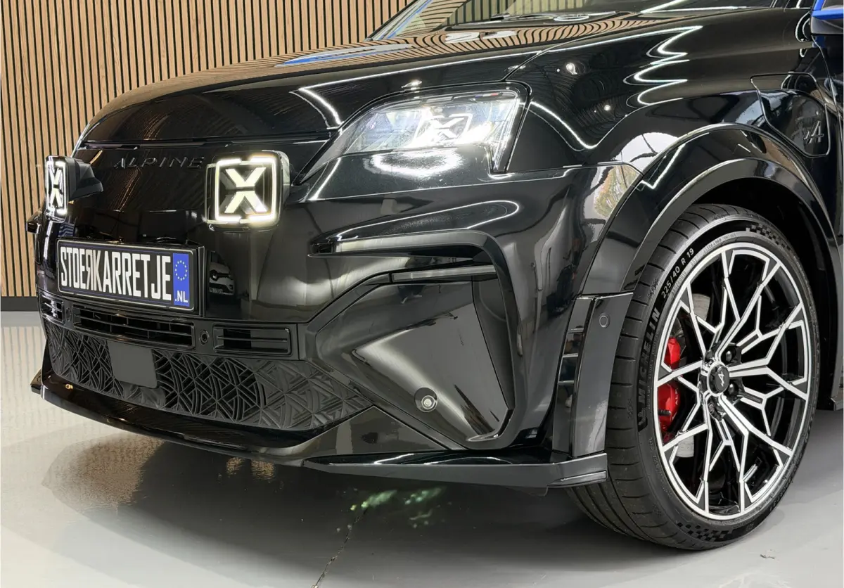 GT Performance 220pk 52 kWh 19 " | Devialet Sound | Stoel & Stuur verwarming | ACC | Dodehoek | R5 | Dealer onderhouden