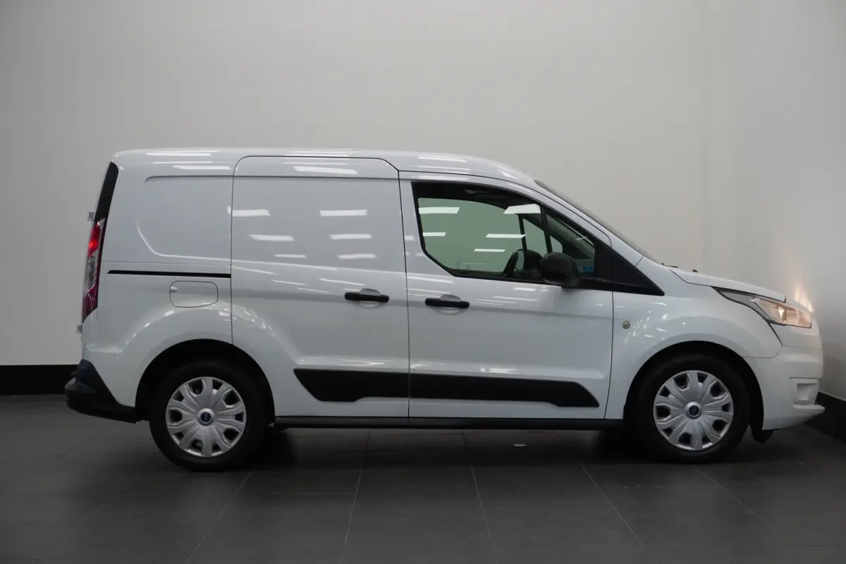 1.5 EcoBlue 100PK - EURO 6 - Airco - Cruise - Trekhaak - €9.950,- Excl.