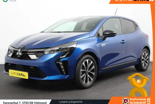 1.6 HEV Automaat Intense DEMO ! Navigatie Apple Carplay Android Auto Camera Climate Control Cruise Control Lichtmetalen velgen Extra Getint Glas Digitale Cockpit