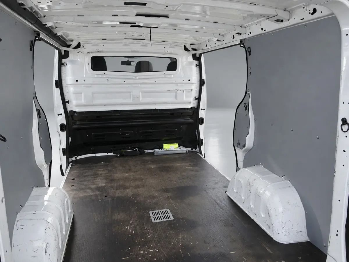 2.0 dCi 120 T29 L1H1 2 x SCHUIFDEUR AIRCO NAVIGATIE CRUISE CONTROL