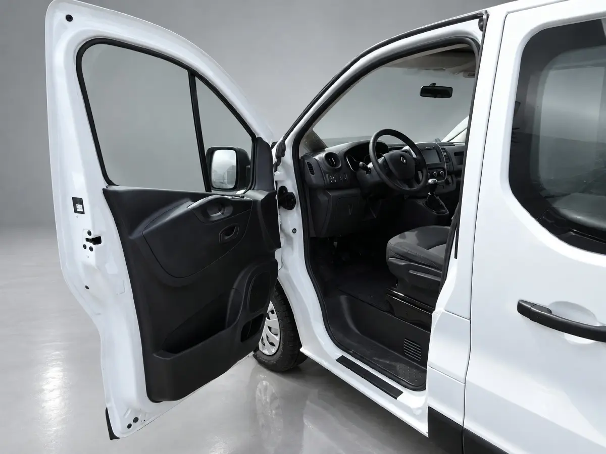 2.0 dCi 120 T29 L1H1 2 x SCHUIFDEUR AIRCO NAVIGATIE CRUISE CONTROL