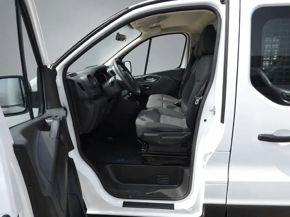 2.0 dCi 120 T29 L1H1 2 x SCHUIFDEUR AIRCO NAVIGATIE CRUISE CONTROL