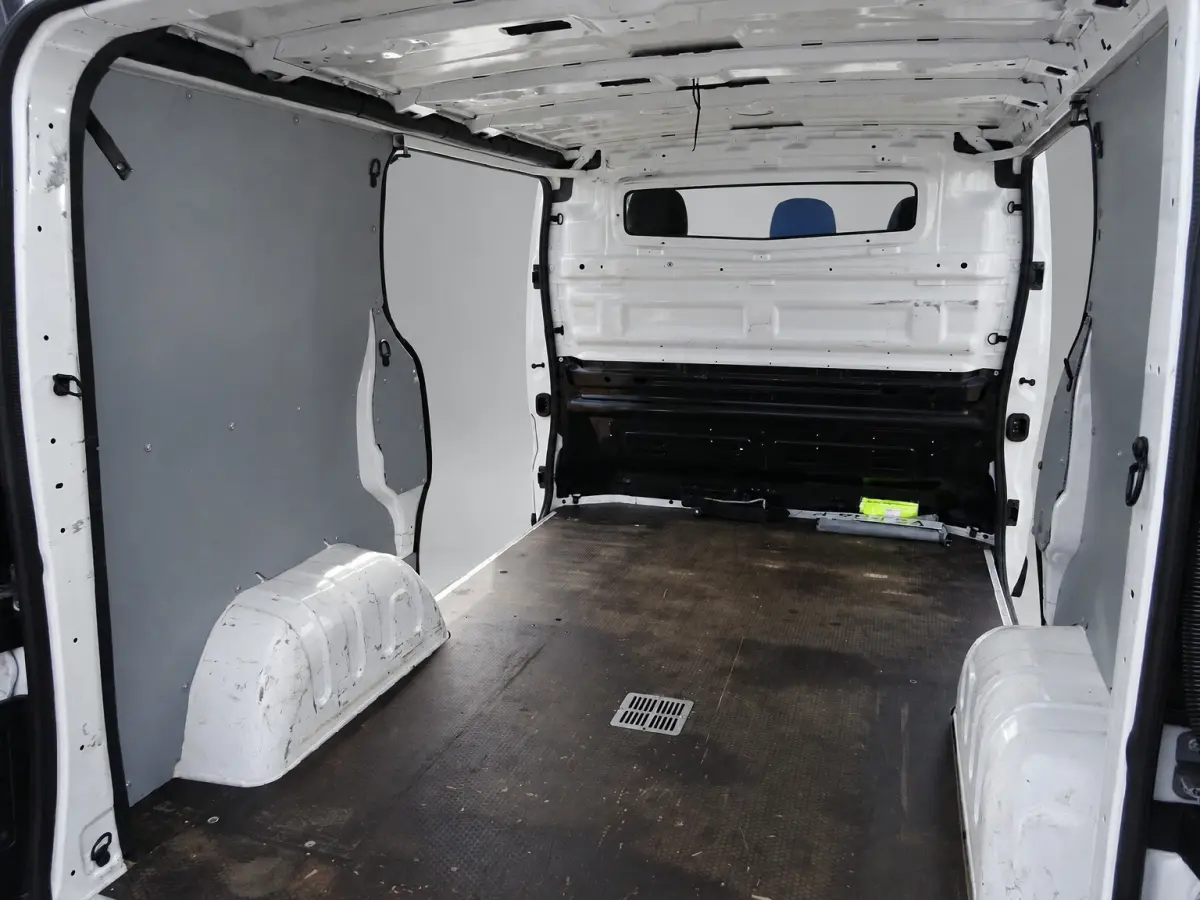 2.0 dCi 120 T29 L1H1 2 x SCHUIFDEUR AIRCO NAVIGATIE CRUISE CONTROL