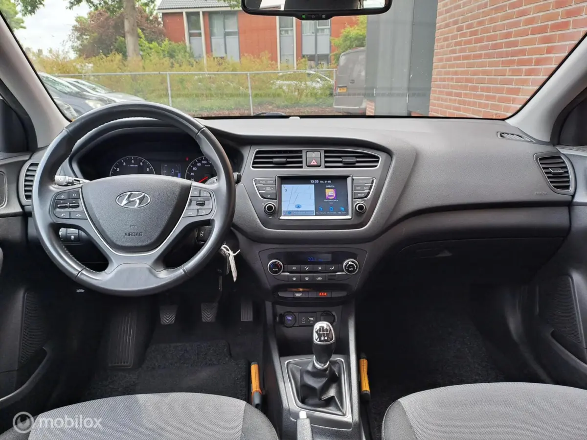 1.0 T-GDI Comfort/Apple carplay/Trkhk/ Navi