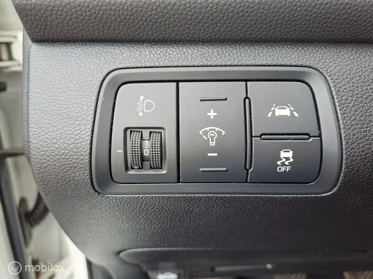 1.0 T-GDI Comfort/Apple carplay/Trkhk/ Navi