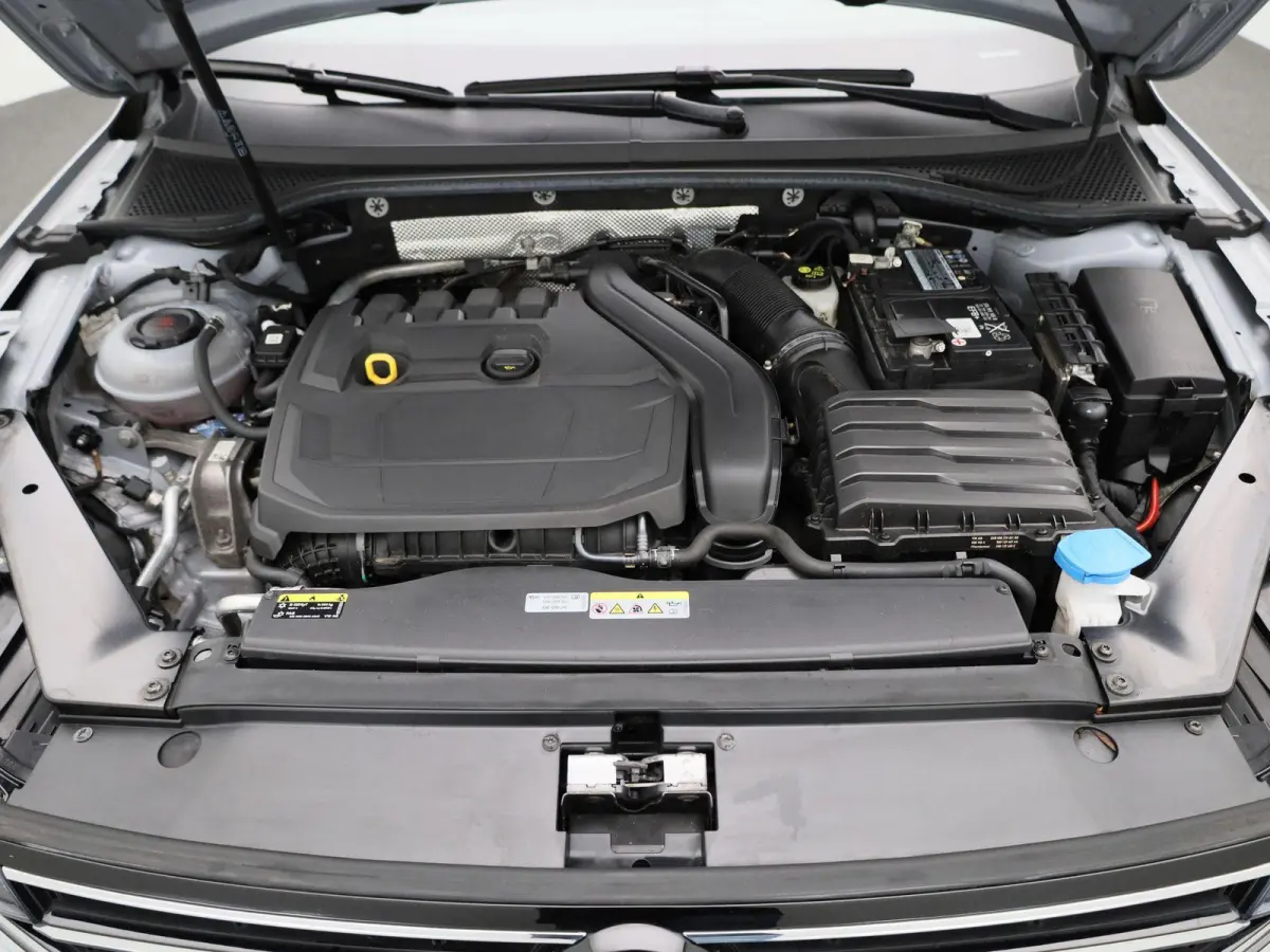 1.5 TSI Business | Automaat | LMV | Parkeer sensoren | DAB | Stoel verwarming | Cruise control | Elec. achterklep | Ergo Comfort | Camera | Climate control