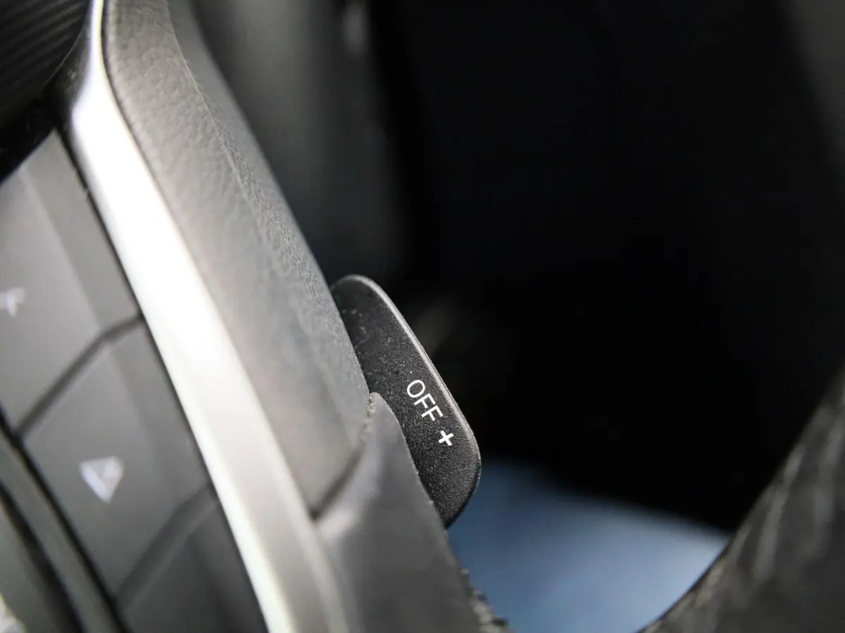 1.5 TSI Business | Automaat | LMV | Parkeer sensoren | DAB | Stoel verwarming | Cruise control | Elec. achterklep | Ergo Comfort | Camera | Climate control