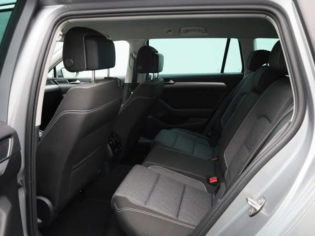1.5 TSI Business | Automaat | LMV | Parkeer sensoren | DAB | Stoel verwarming | Cruise control | Elec. achterklep | Ergo Comfort | Camera | Climate control