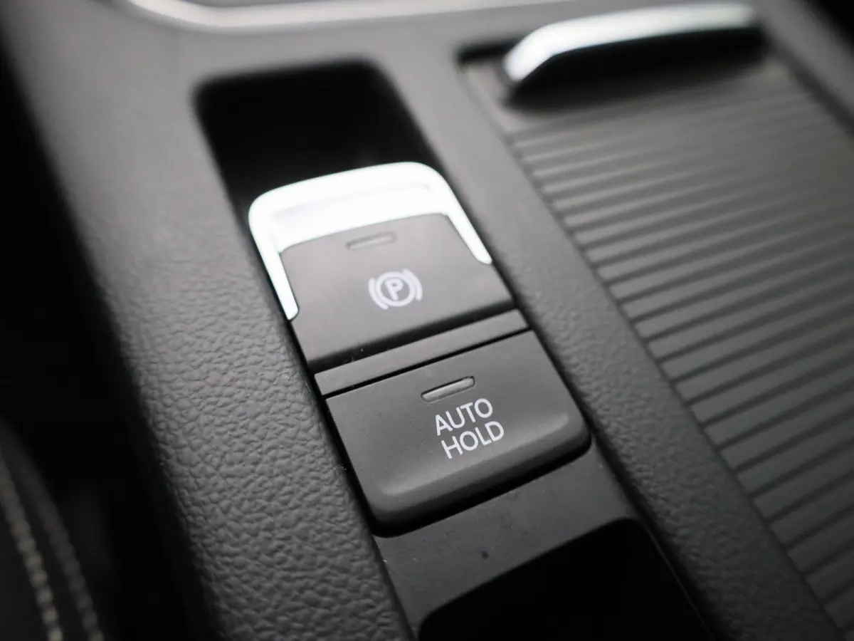 1.5 TSI Business | Automaat | LMV | Parkeer sensoren | DAB | Stoel verwarming | Cruise control | Elec. achterklep | Ergo Comfort | Camera | Climate control
