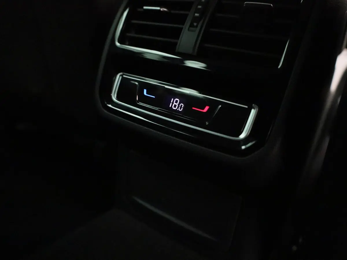 1.5 TSI Business | Automaat | LMV | Parkeer sensoren | DAB | Stoel verwarming | Cruise control | Elec. achterklep | Ergo Comfort | Camera | Climate control
