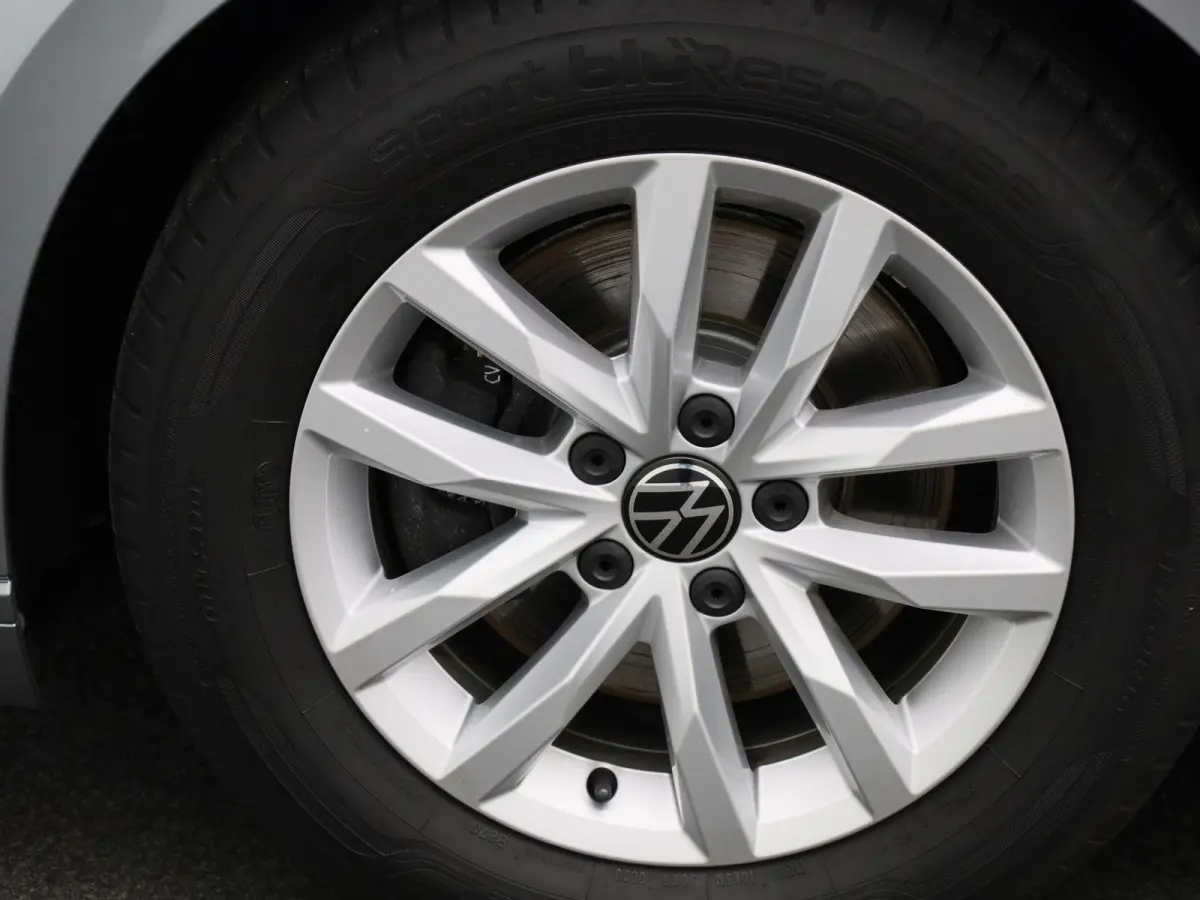 1.5 TSI Business | Automaat | LMV | Parkeer sensoren | DAB | Stoel verwarming | Cruise control | Elec. achterklep | Ergo Comfort | Camera | Climate control
