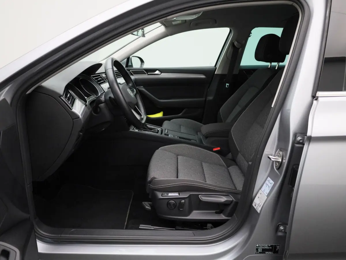 1.5 TSI Business | Automaat | LMV | Parkeer sensoren | DAB | Stoel verwarming | Cruise control | Elec. achterklep | Ergo Comfort | Camera | Climate control
