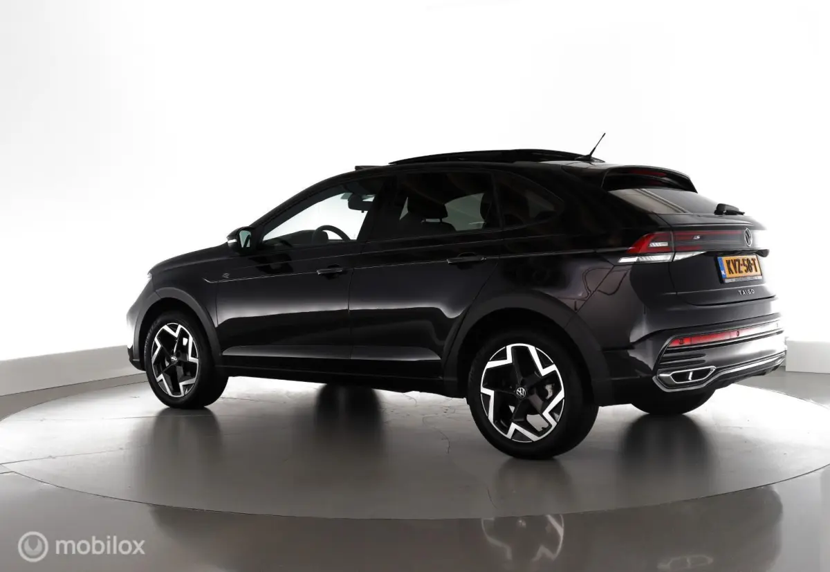 1.0 TSI Automaat R-Line pano|led|dab|pdc|lmv17