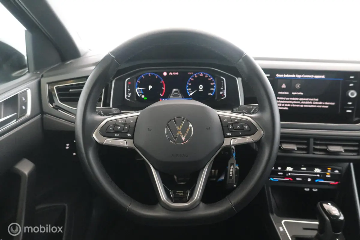 1.0 TSI Automaat R-Line pano|led|dab|pdc|lmv17
