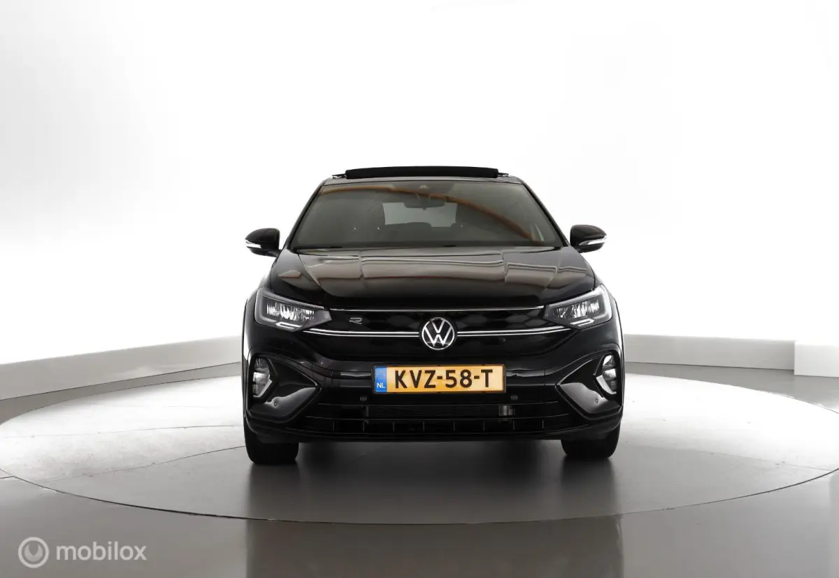 1.0 TSI Automaat R-Line pano|led|dab|pdc|lmv17
