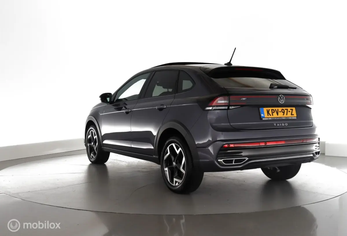 1.0 TSI Automaat R-Line pano|led|dab|pdc|lmv17