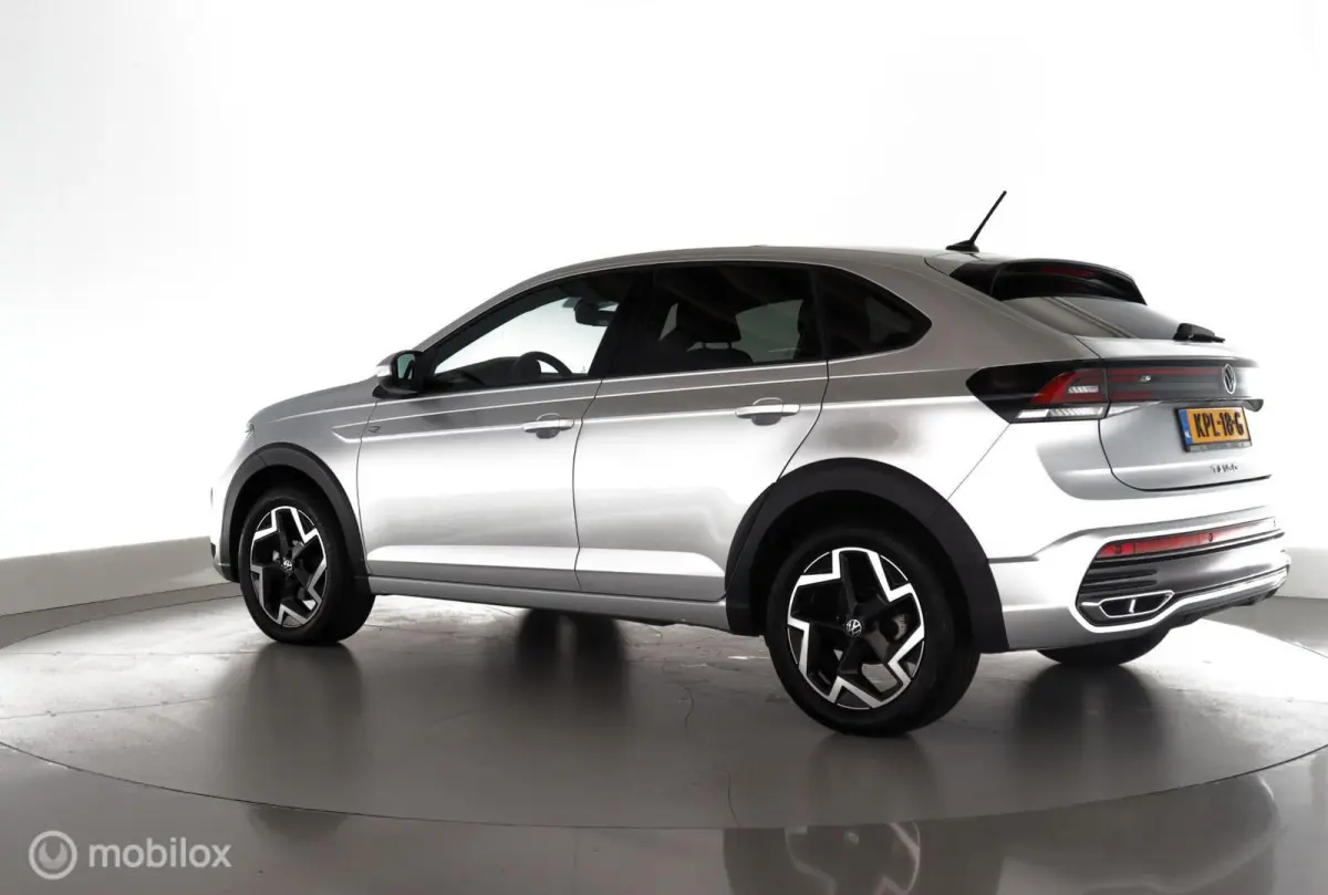1.0 TSI Automaat R-Line pano|led|dab|pdc|lmv17