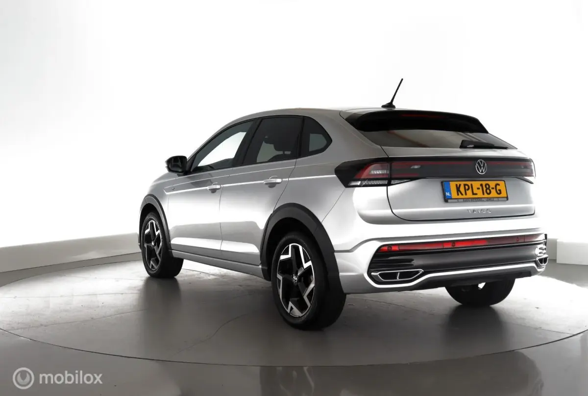 1.0 TSI Automaat R-Line pano|led|dab|pdc|lmv17