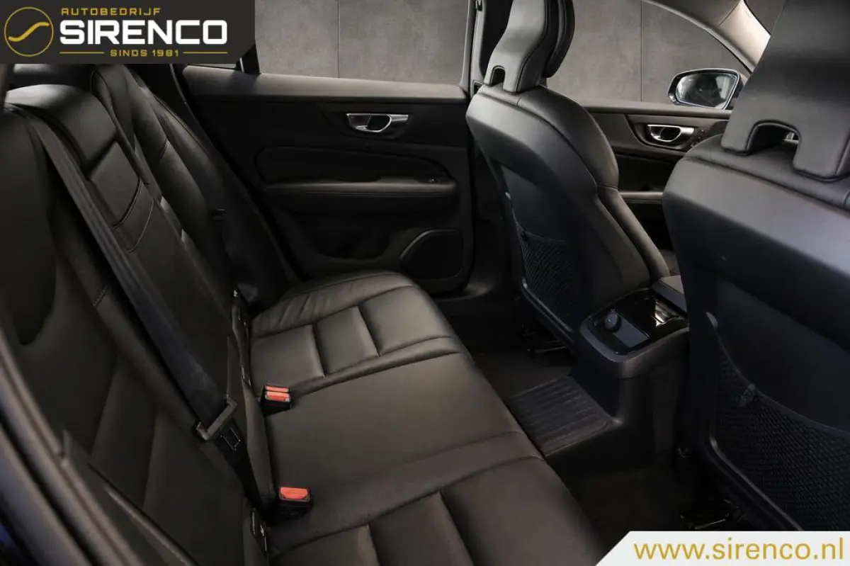 2.0 T6 Recharge AWD Inscription | leder comfort zetels | 341pk | stoel en stuur verwarming | trekhaak | soh 85% |
