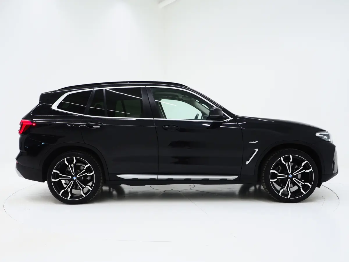 xDrive30e 292PK Facelift | Leder | Sfeerverlichting | Stoelverwarming | Cruise | Virtual | Carplay
