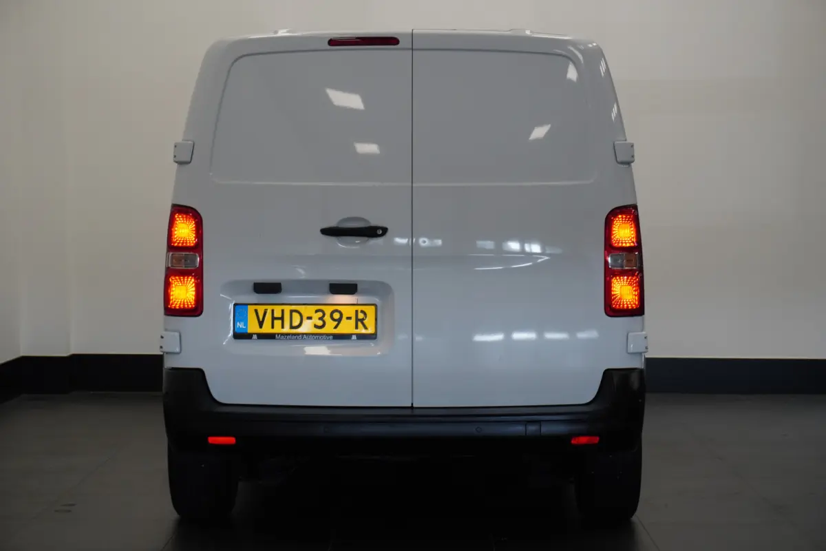 1.5 CDTI L2 - EURO 6 - Airco - Cruise - PDC - €12.900,- Excl.