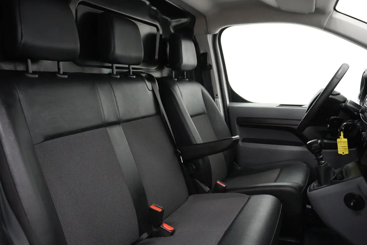 1.5 CDTI L2 - EURO 6 - Airco - Cruise - PDC - €12.900,- Excl.