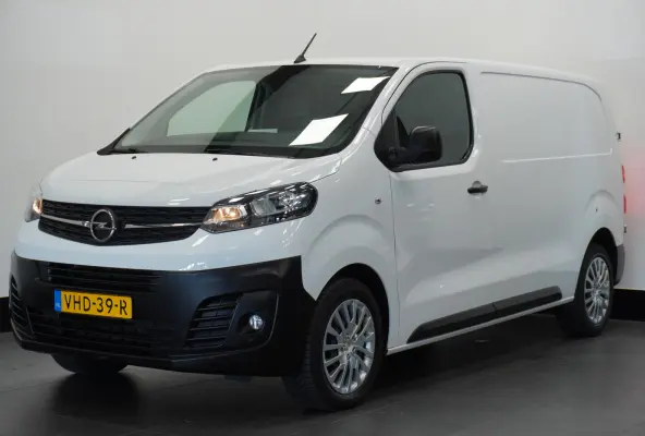 1.5 CDTI L2 - EURO 6 - Airco - Cruise - PDC - €12.900,- Excl.