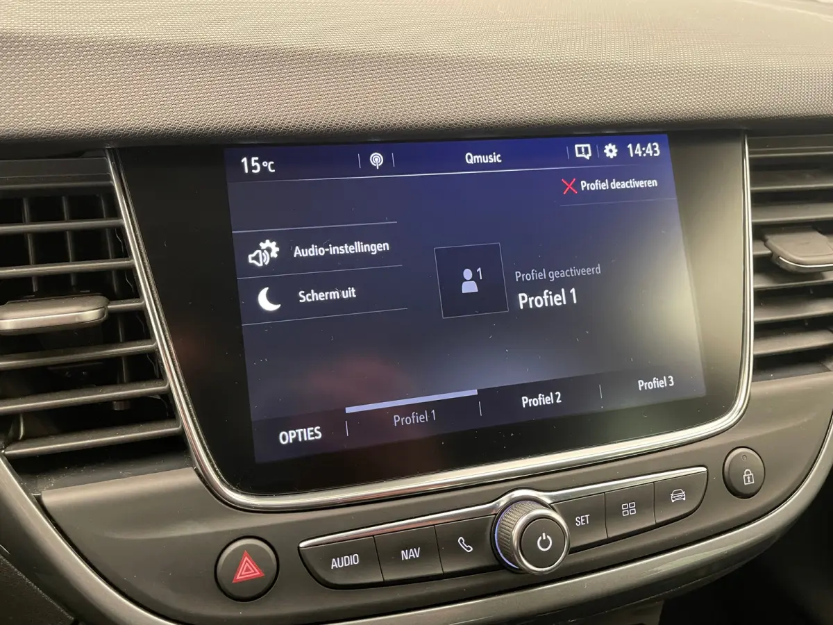 1.2 TURBO 110PK ULTIMATE Alcantara | Camera | Carplay | Parkeersensoren Rondom | Climate Control | 17" Lichtmetaal | Camera  | Achteruitrijcamera | Apple Carplay/Android Auto|telefoonintegra
