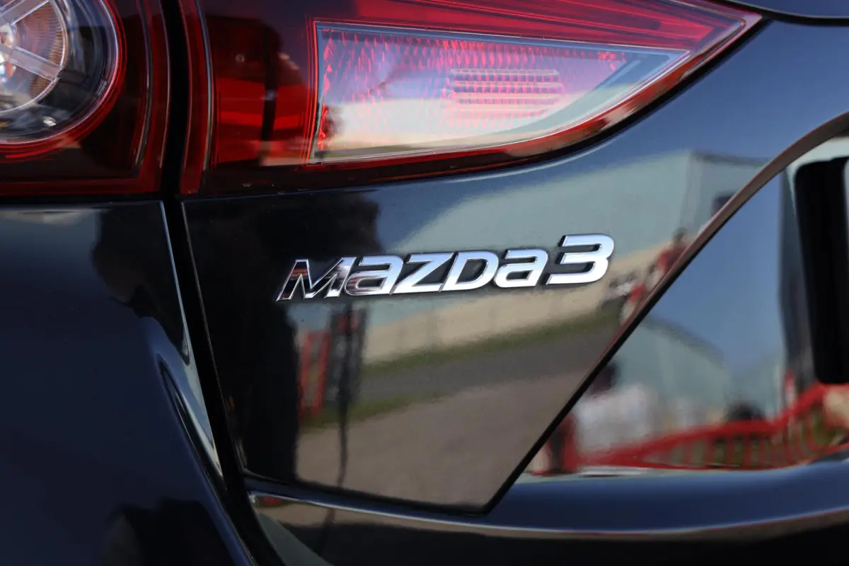 2.0 SkyActiv-G 120 SkyLease+|Camera|Navi|Cruise control|