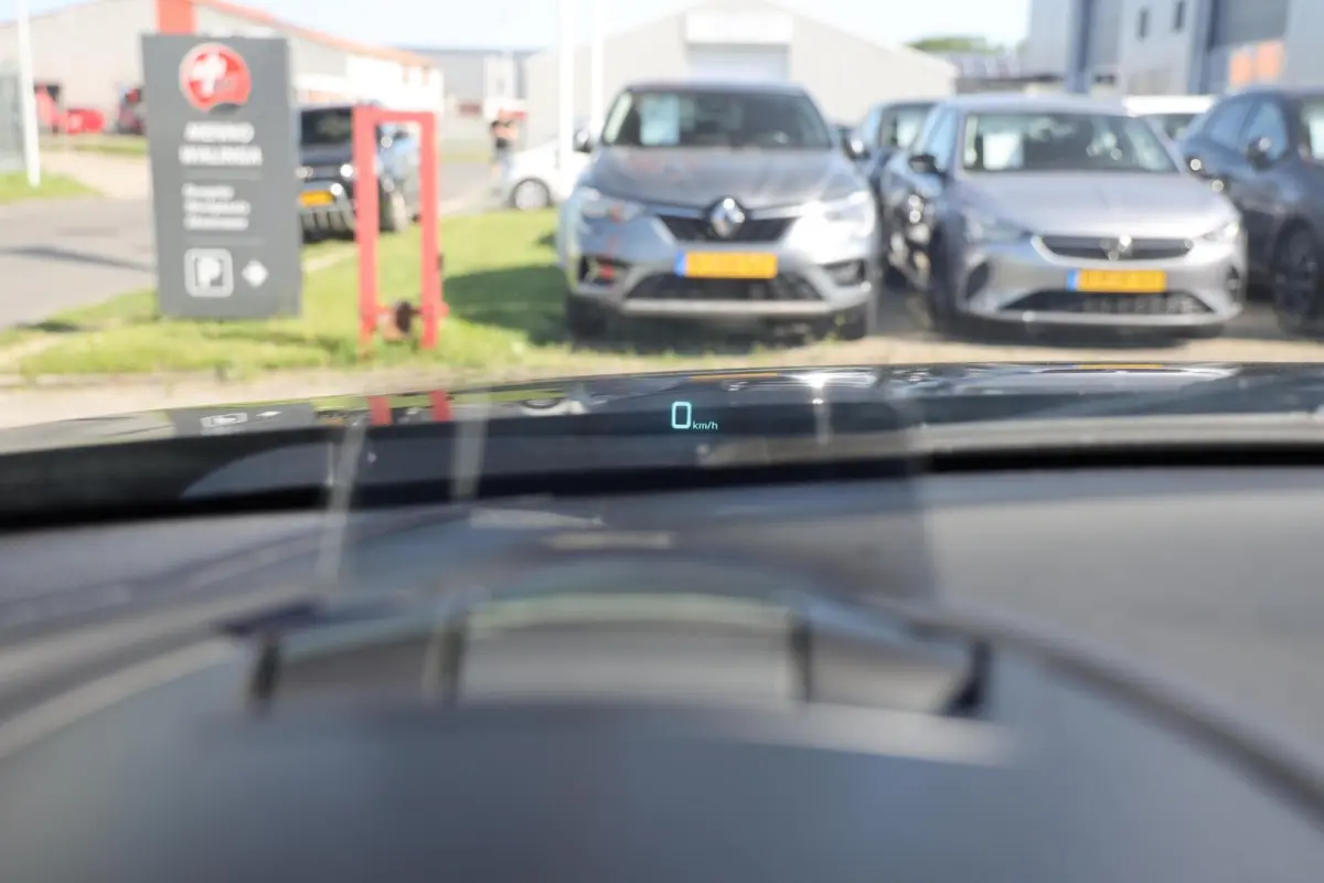 2.0 SkyActiv-G 120 SkyLease+|Camera|Navi|Cruise control|