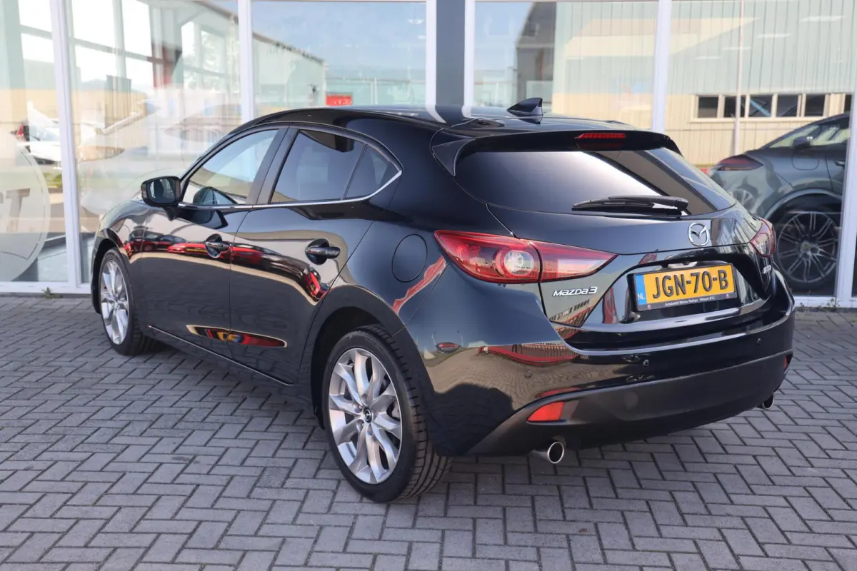 2.0 SkyActiv-G 120 SkyLease+|Camera|Navi|Cruise control|