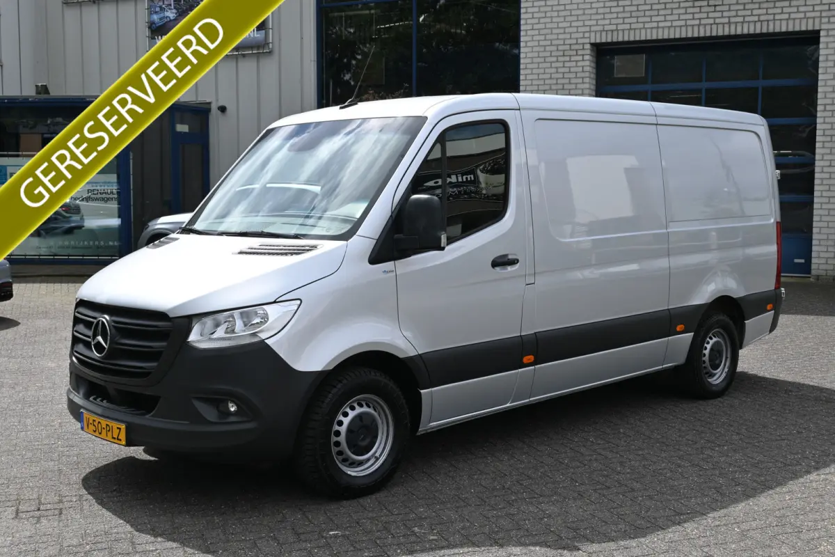315 CDI L2H1 RWD 3500 KG trekhaak, Werkplaats inrichting, Geveerde stoel, MBUX 10.25