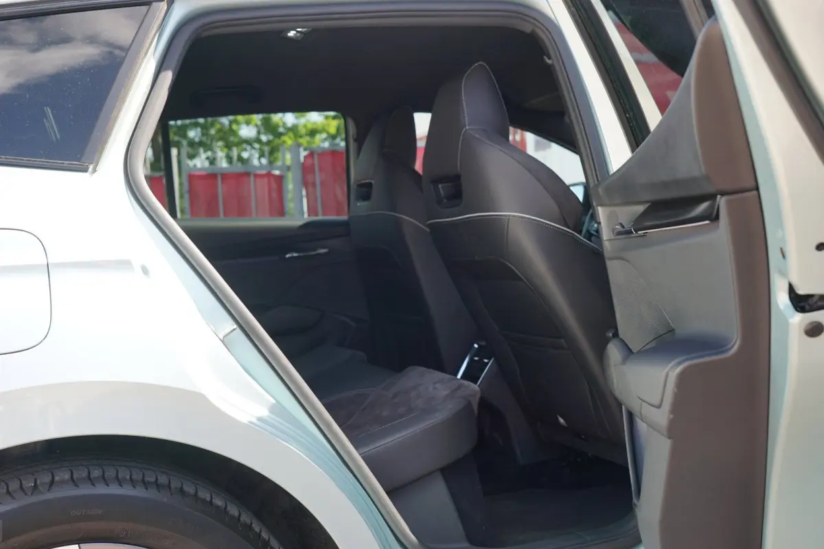 60 Sportline - Arctic Silver - Sport Plus - SmartLink - Topstaat