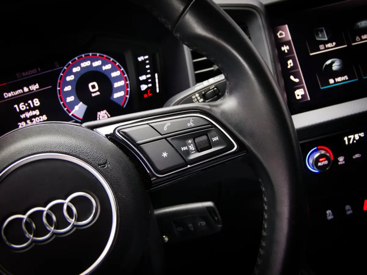 25 TFSI Pro Line (STOELVERWARMING, APPLE CARPLAY/ANDROID AUTO, LED-MATRIX, CLIMATE, PDC, MULTIFUNCTIONEEL STUUR)