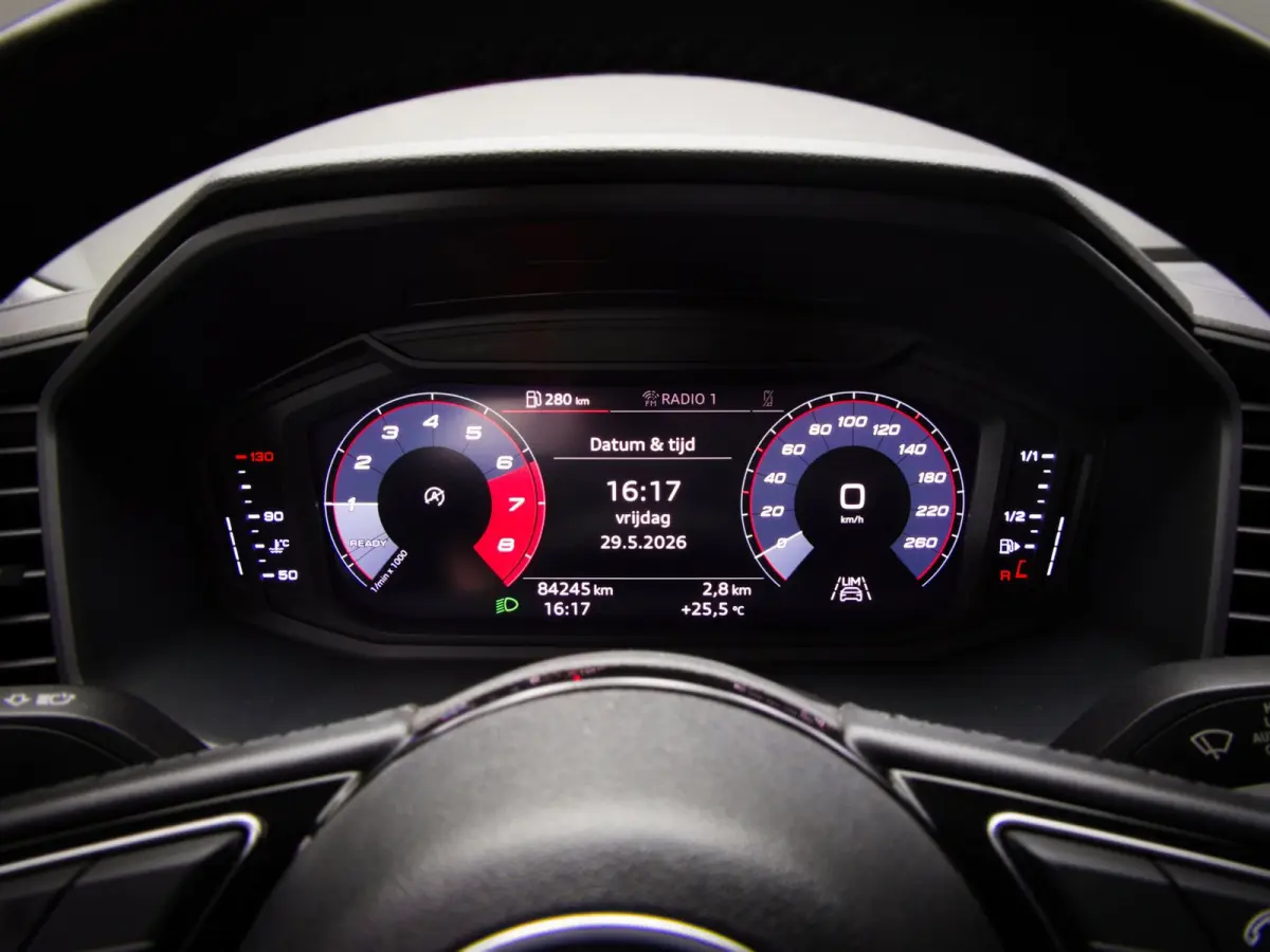 25 TFSI Pro Line (STOELVERWARMING, APPLE CARPLAY/ANDROID AUTO, LED-MATRIX, CLIMATE, PDC, MULTIFUNCTIONEEL STUUR)