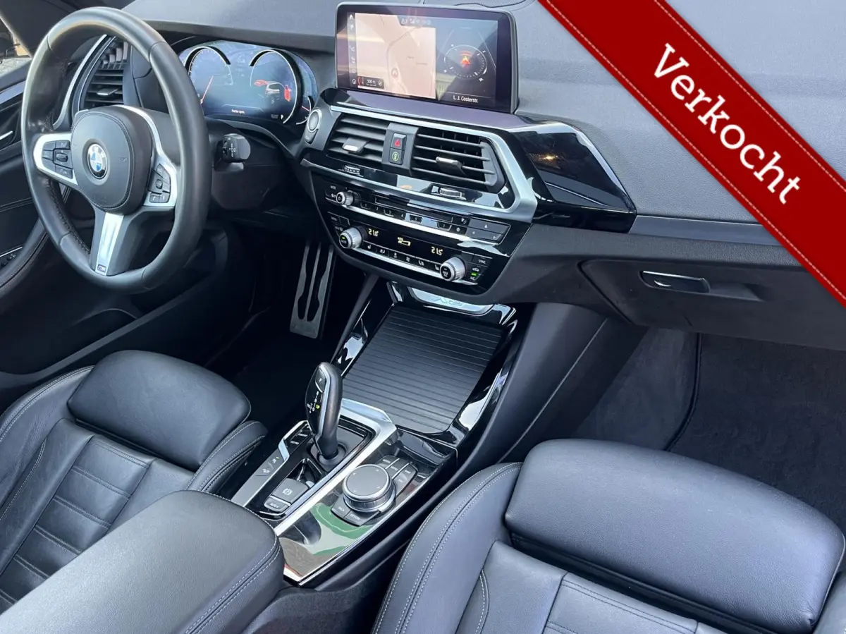 xDrive20i M-SPORT PANO+20INCH+KEYLESS+TREKH+CARPLAY