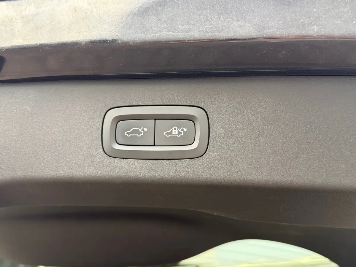 1.5 | FULL BLACK |NAP | PANORAMA | CAMERA | CARPLAY | INRUIL MOGELIJK