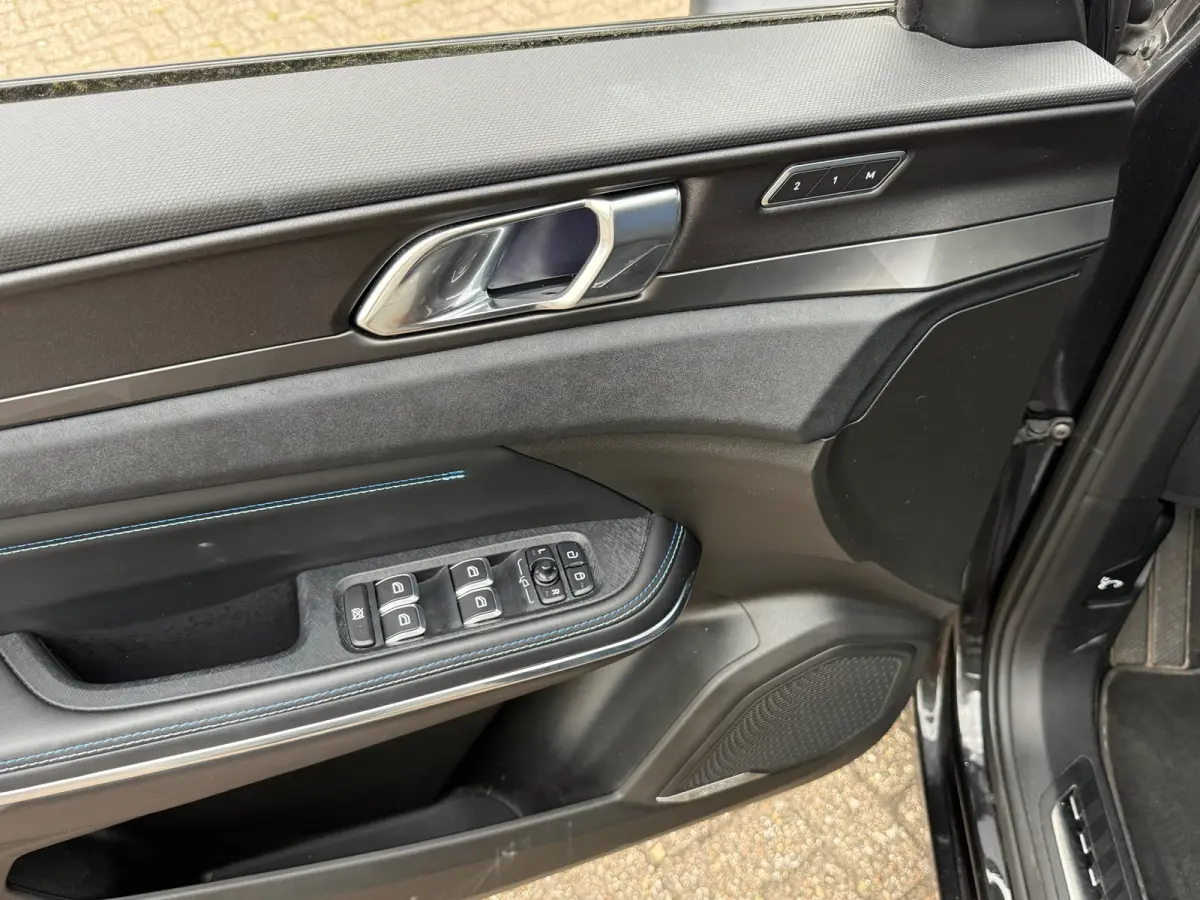 1.5 | FULL BLACK |NAP | PANORAMA | CAMERA | CARPLAY | INRUIL MOGELIJK
