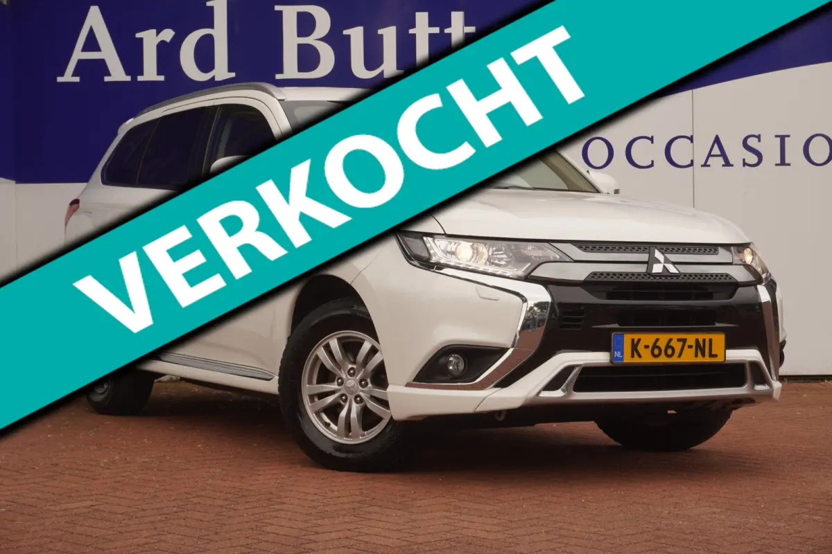 2.4 PHEV 4WD Pure 240PK / Carplay / Camera / stoel-verw / 45.KM Act.radius / 1500.KG Trekgewicht / = SUPER !!