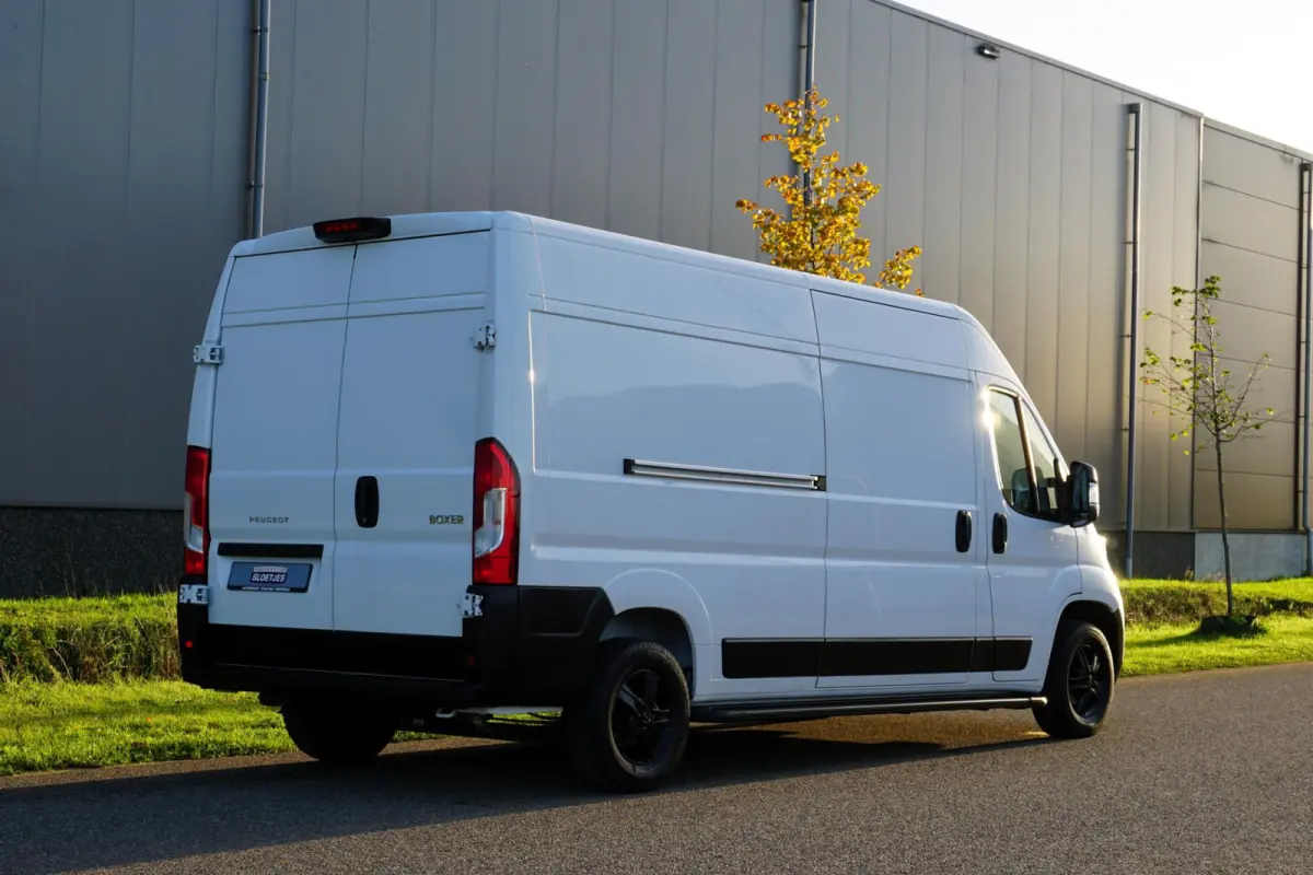 2.2 BlueHDi 140 L3H2 3.5t in Topstaat |Camera |Cruise |Carplay |Android auto |Airco |Betimmering |1e eigenaar |Lage KM-stand |EURO6D |BPM vrij voor ondernemers |Mooie camperbasis