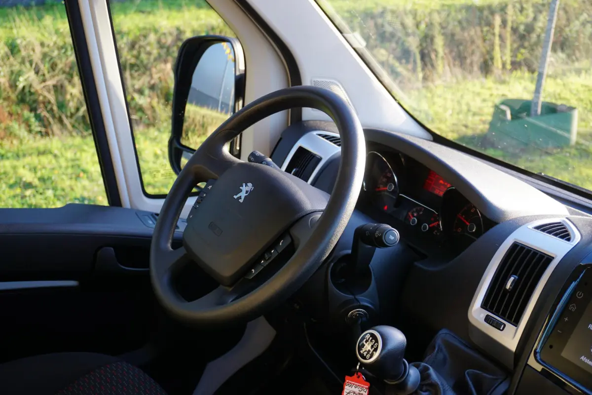 2.2 BlueHDi 140 L3H2 3.5t in Topstaat |Camera |Cruise |Carplay |Android auto |Airco |Betimmering |1e eigenaar |Lage KM-stand |EURO6D |BPM vrij voor ondernemers |Mooie camperbasis