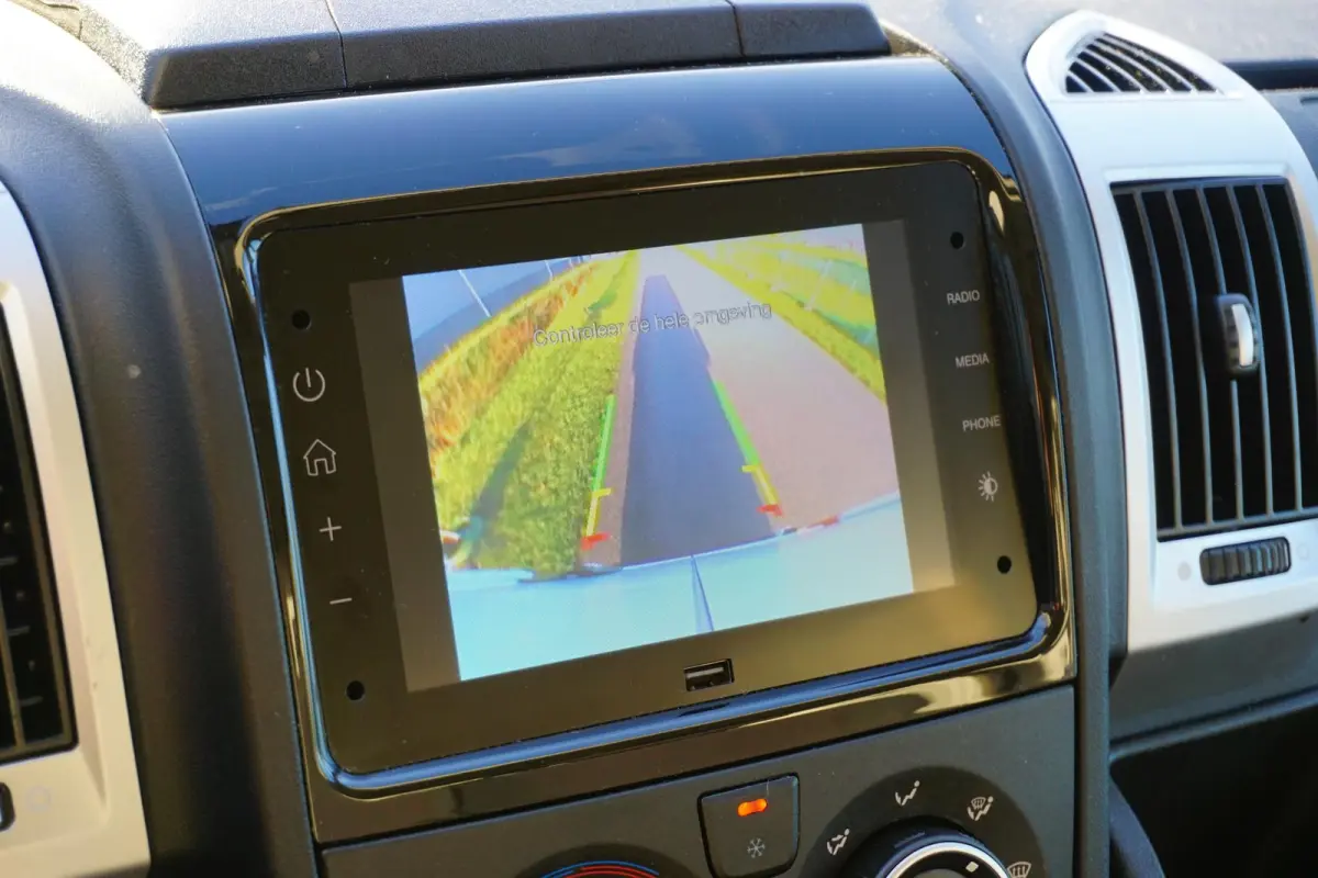 2.2 BlueHDi 140 L3H2 3.5t in Topstaat |Camera |Cruise |Carplay |Android auto |Airco |Betimmering |1e eigenaar |Lage KM-stand |EURO6D |BPM vrij voor ondernemers |Mooie camperbasis