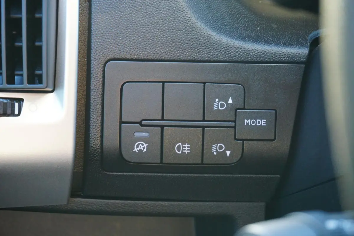2.2 BlueHDi 140 L3H2 3.5t in Topstaat |Camera |Cruise |Carplay |Android auto |Airco |Betimmering |1e eigenaar |Lage KM-stand |EURO6D |BPM vrij voor ondernemers |Mooie camperbasis