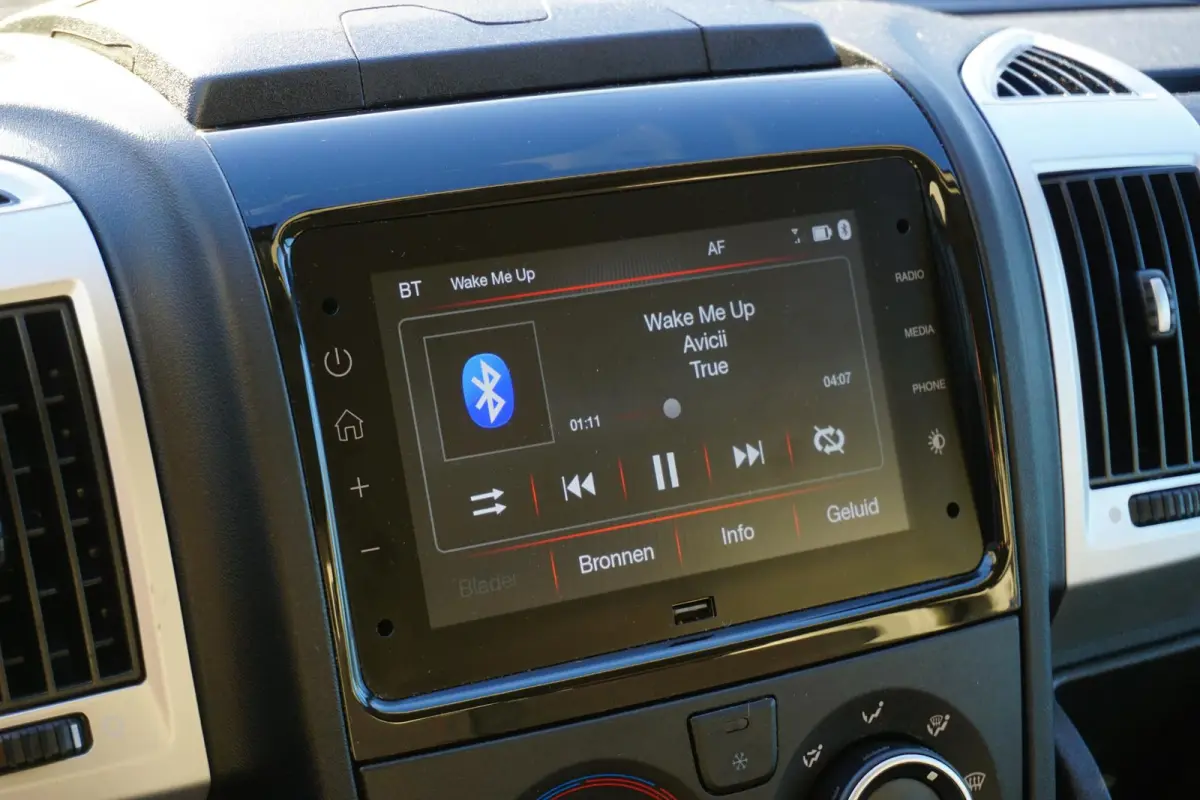 2.2 BlueHDi 140 L3H2 3.5t in Topstaat |Camera |Cruise |Carplay |Android auto |Airco |Betimmering |1e eigenaar |Lage KM-stand |EURO6D |BPM vrij voor ondernemers |Mooie camperbasis