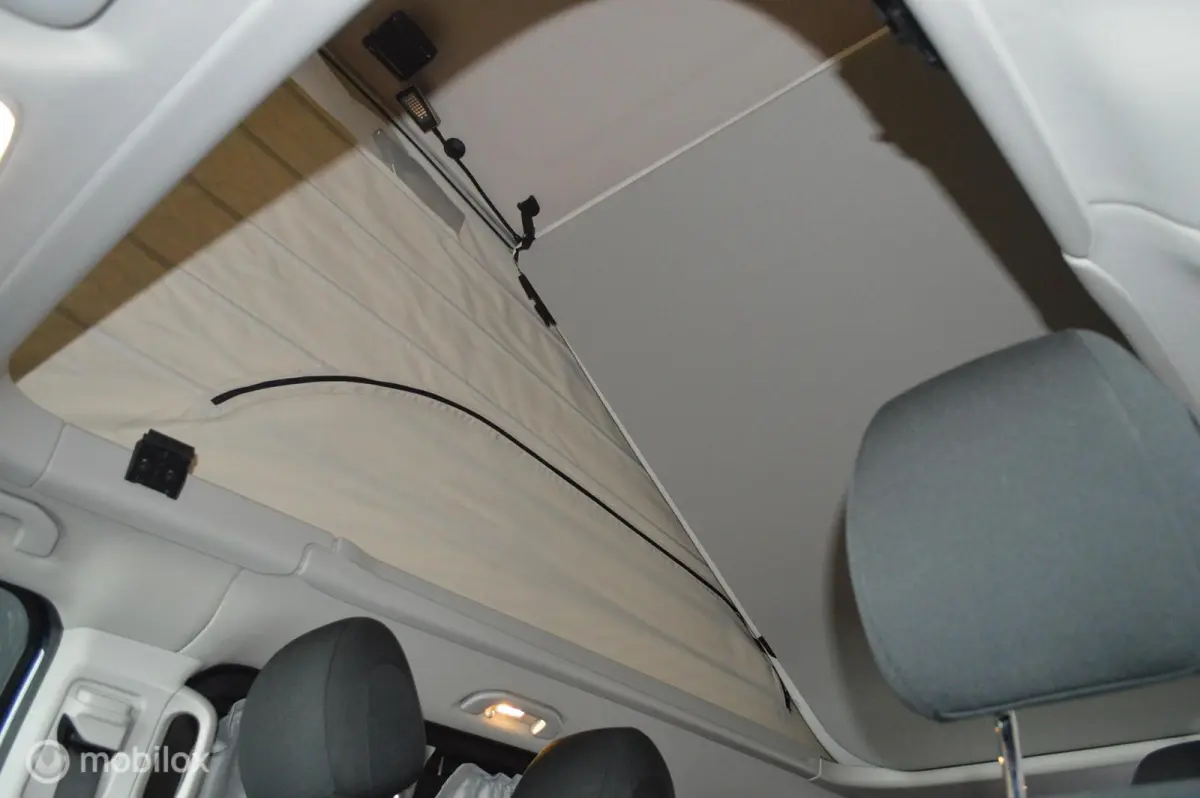 V220 MARCO POLO /DUB. SCHUIFD/AUT. 9
