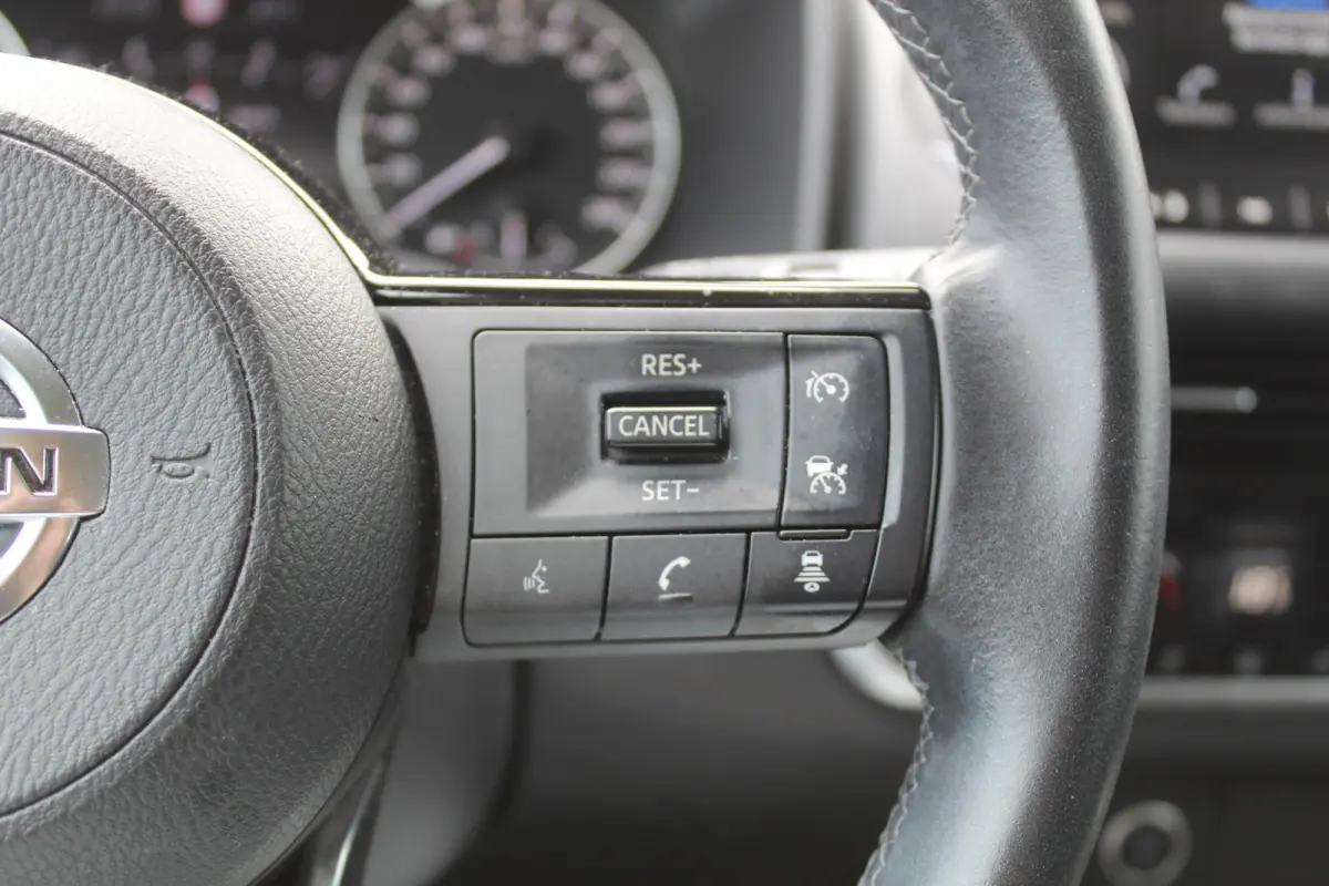 1.3 MHEV Visia l Cruise Control l PDC l 360- camera l Dodehoek Sensor l Keyless Entry l Airco l  Navi l Apple Carplay/Android Auto