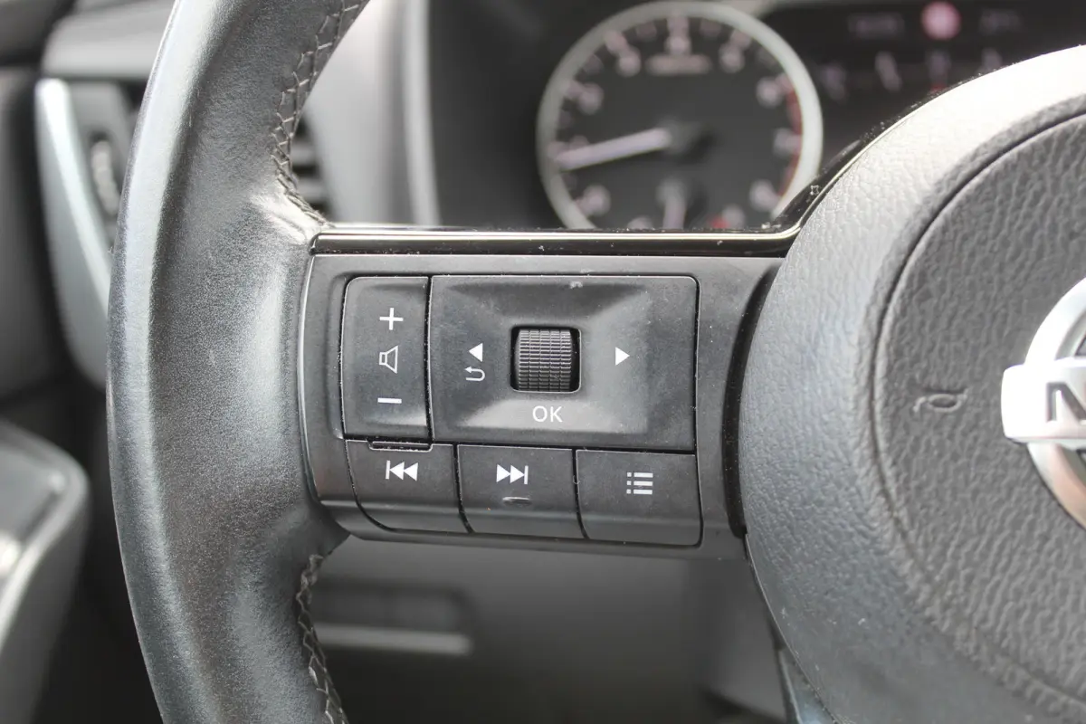 1.3 MHEV Visia l Cruise Control l PDC l 360- camera l Dodehoek Sensor l Keyless Entry l Airco l  Navi l Apple Carplay/Android Auto