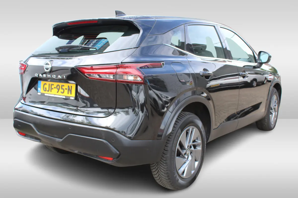 1.3 MHEV Visia l Cruise Control l PDC l 360- camera l Dodehoek Sensor l Keyless Entry l Airco l  Navi l Apple Carplay/Android Auto
